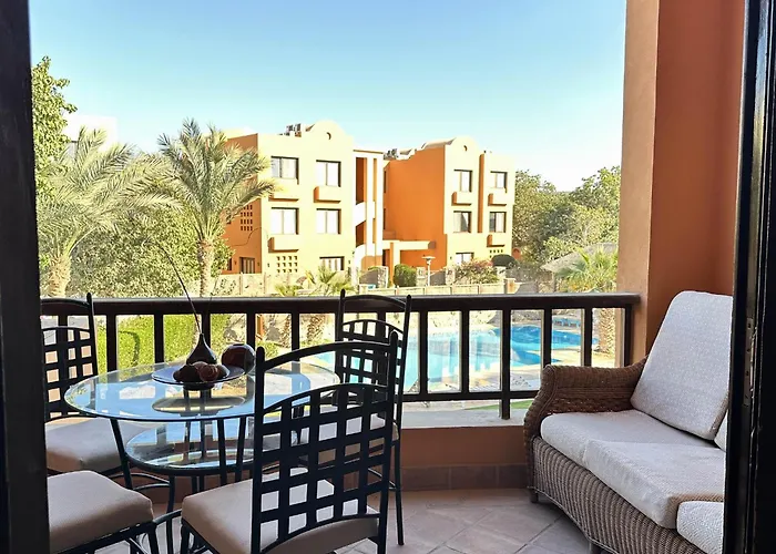 South Marina 2 Bedroom Wz Pool
