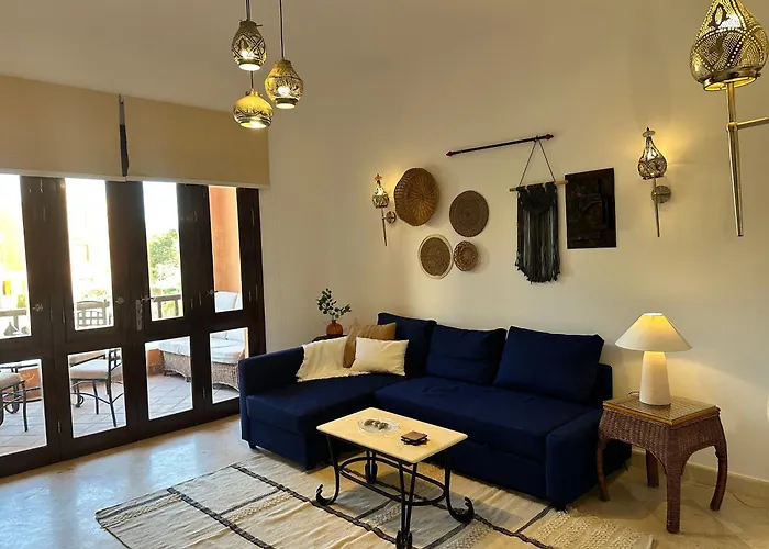 South Marina 2 Bedroom Wz Pool