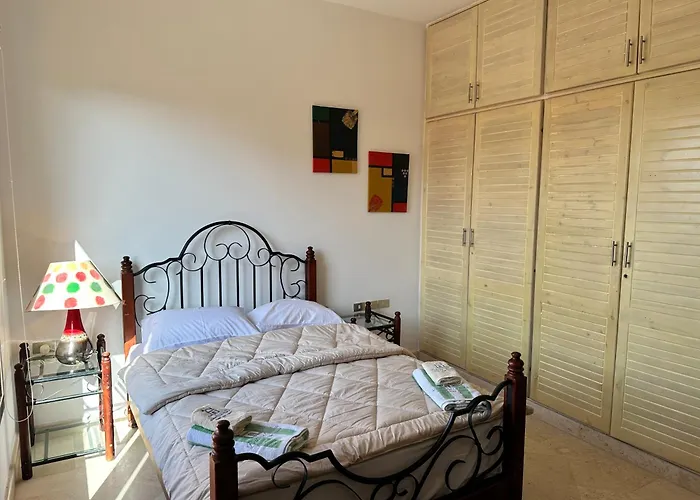 South Marina 2 Bedroom Wz Pool
