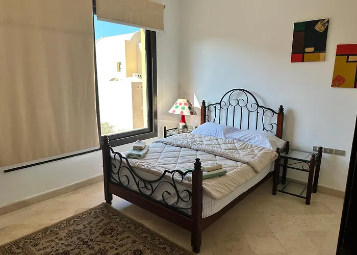 South Marina 2 Bedroom Wz Pool *