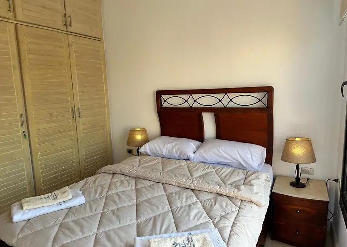 South Marina 2 Bedroom Wz Pool